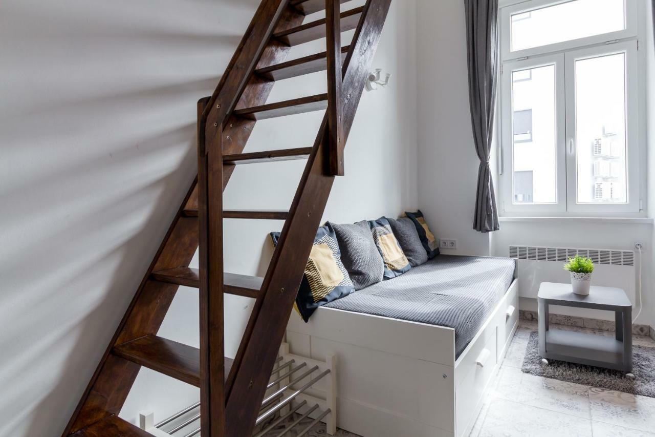 Flexible SelfCheckIns 13&14 - Le Petit&Le Grand Zagreb - Centre - New - Apartments Repinc Extérieur photo